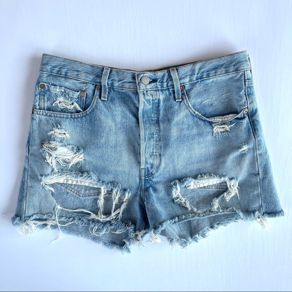 Levi’s 501 Jean Shorts Cut Off’s